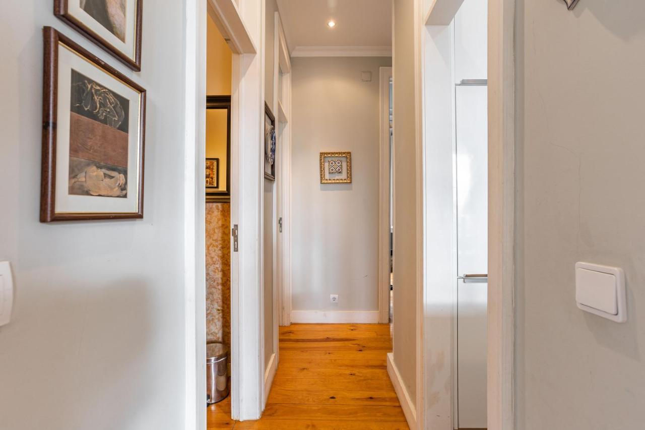 Bright Tailor Made Apartment By The Castle Lisbon Exterior photo