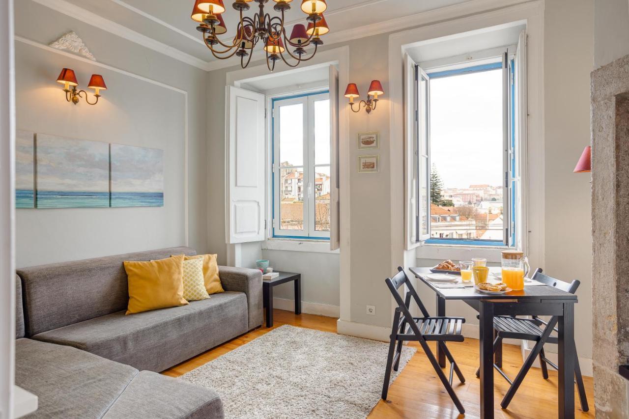 Bright Tailor Made Apartment By The Castle Lisbon Exterior photo
