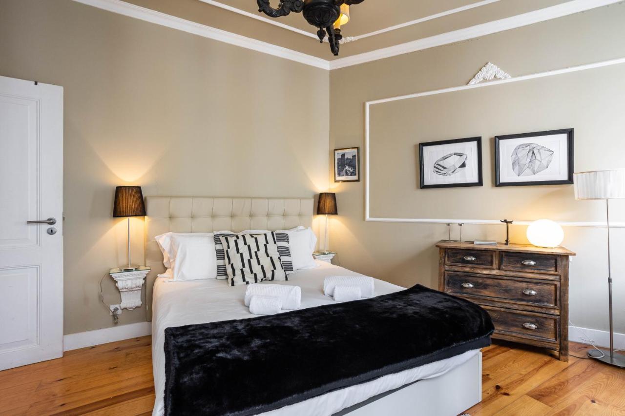 Bright Tailor Made Apartment By The Castle Lisbon Exterior photo