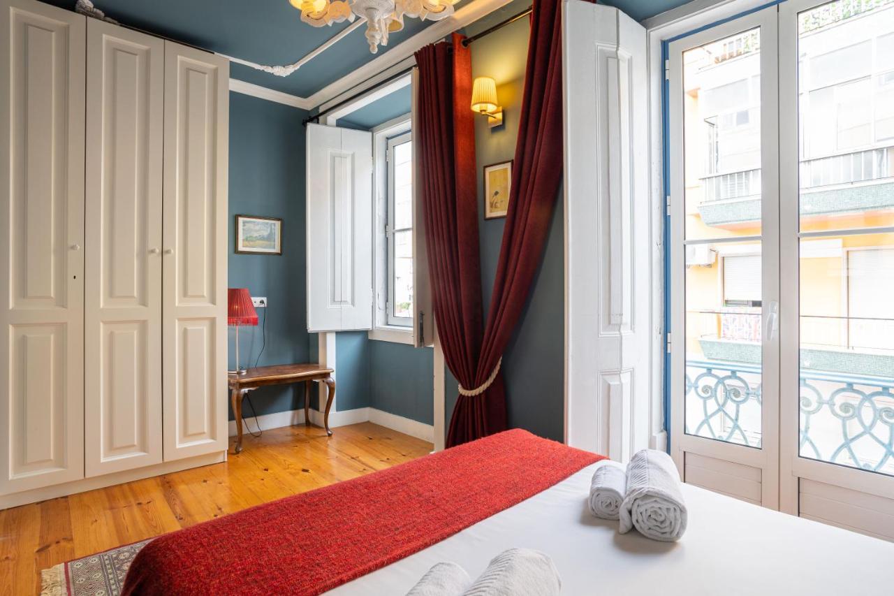Bright Tailor Made Apartment By The Castle Lisbon Exterior photo